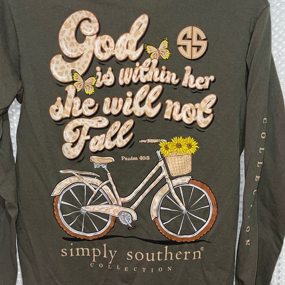 Simply Southern Small moss green “God is Within Her And She Will Not fall” - Picture 4 of 7